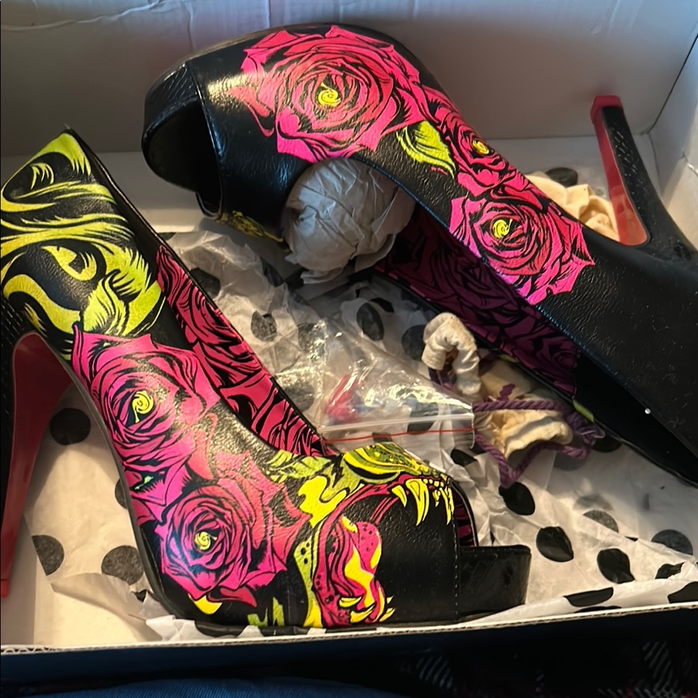 Floral Black Peep Toe Heels